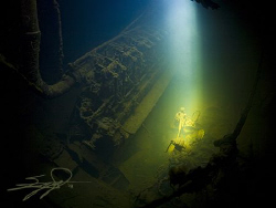 The engine of ship wreck "Kali Tixi" ("good luck" the mea... by Nicholas Samaras 